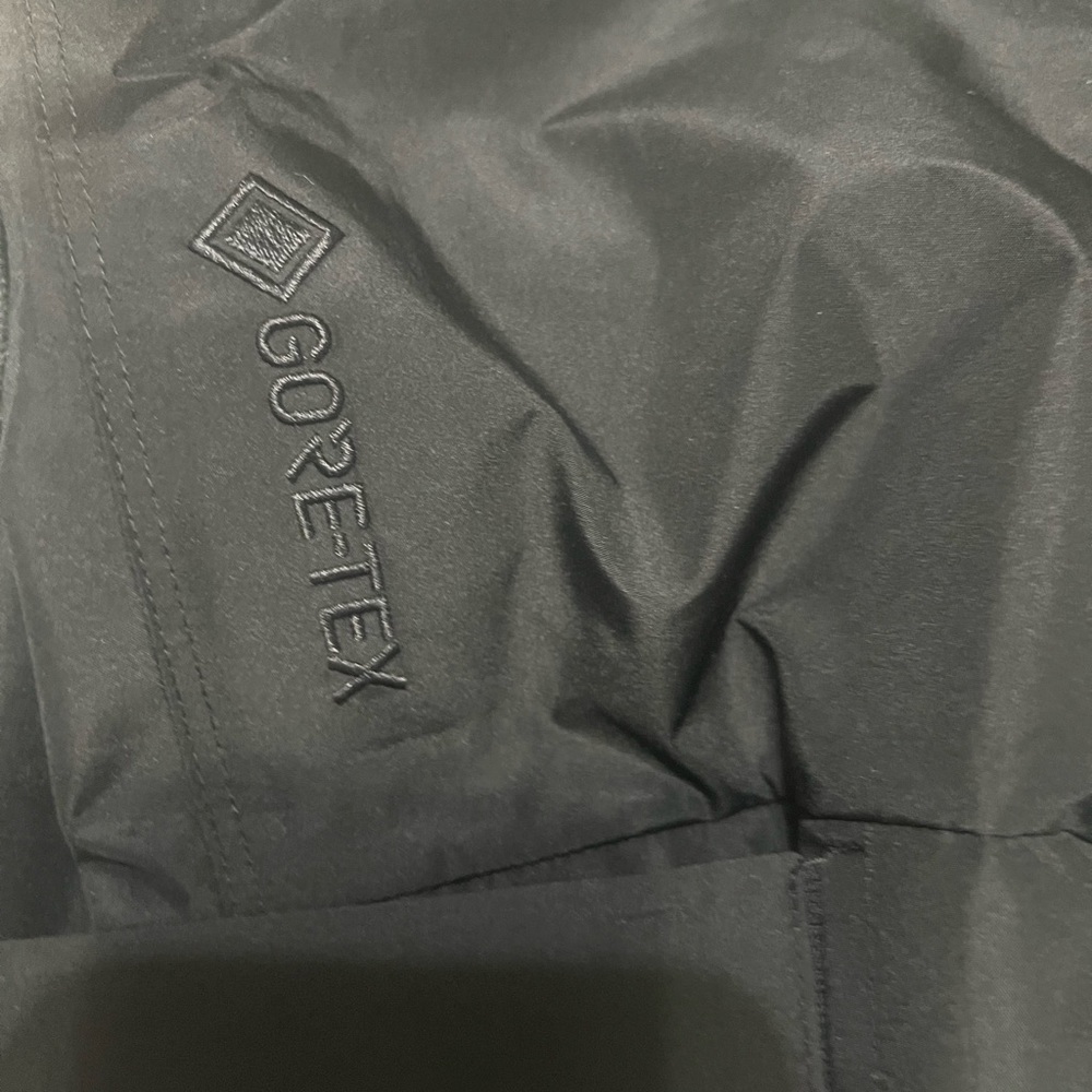 Nike gortex jacket - Picture 5 of 7